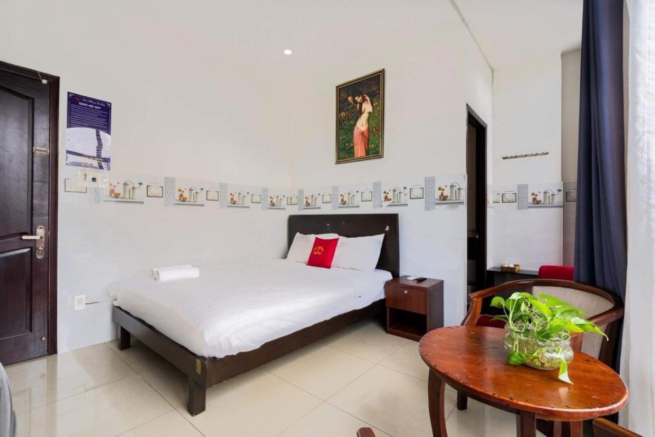Hoa Hong 3* TP. Hồ Chí Minh